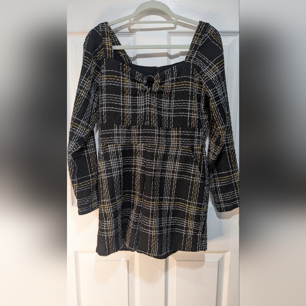 Black and White Plaid Long Sleeve Romper - Picture 2 of 4